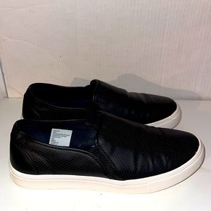 MAGELLAN OUTDOORS SHOES